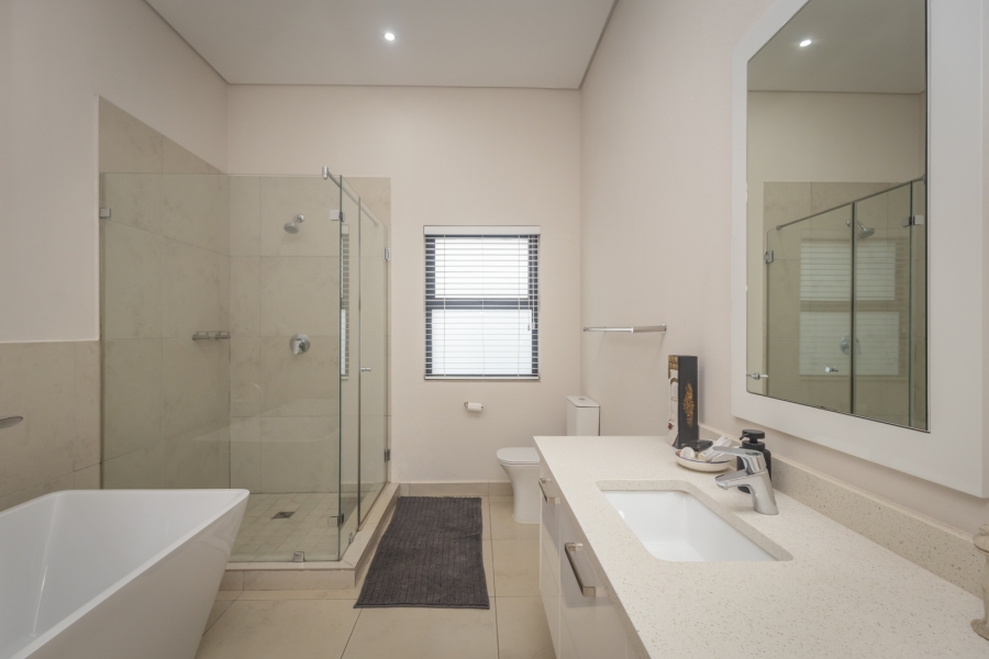 4 Bedroom Property for Sale in The Coves North West